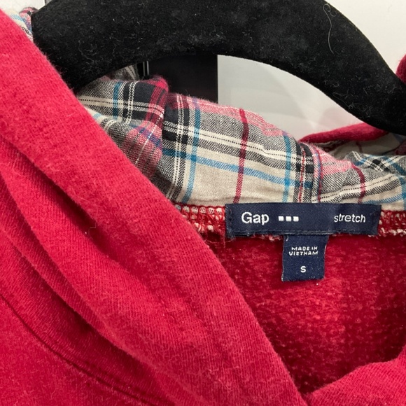Gap red hoodie - Picture 2 of 3